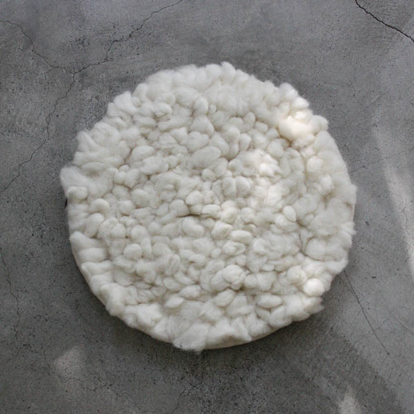 羊毛チェアマット【オフホワイト】 サムネイル画像1