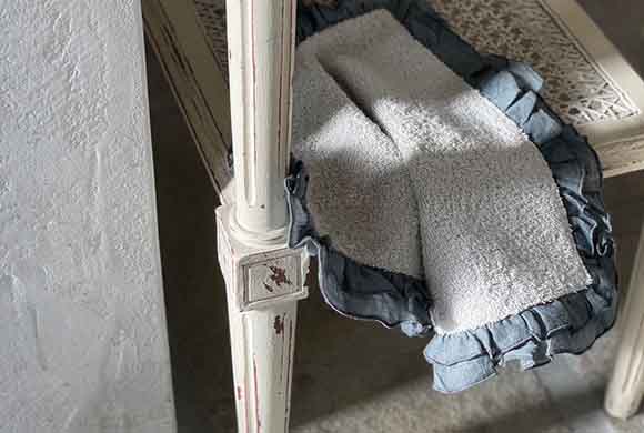 BORGO DELLE TOVAGLIE フリルハンドタオル【mastick/oxide】 イメージ画像